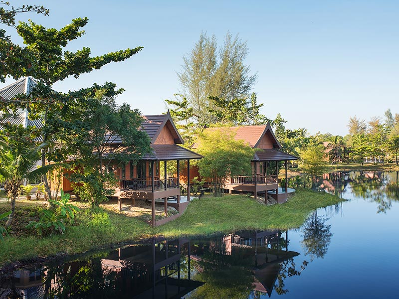 Dusita Lake Front